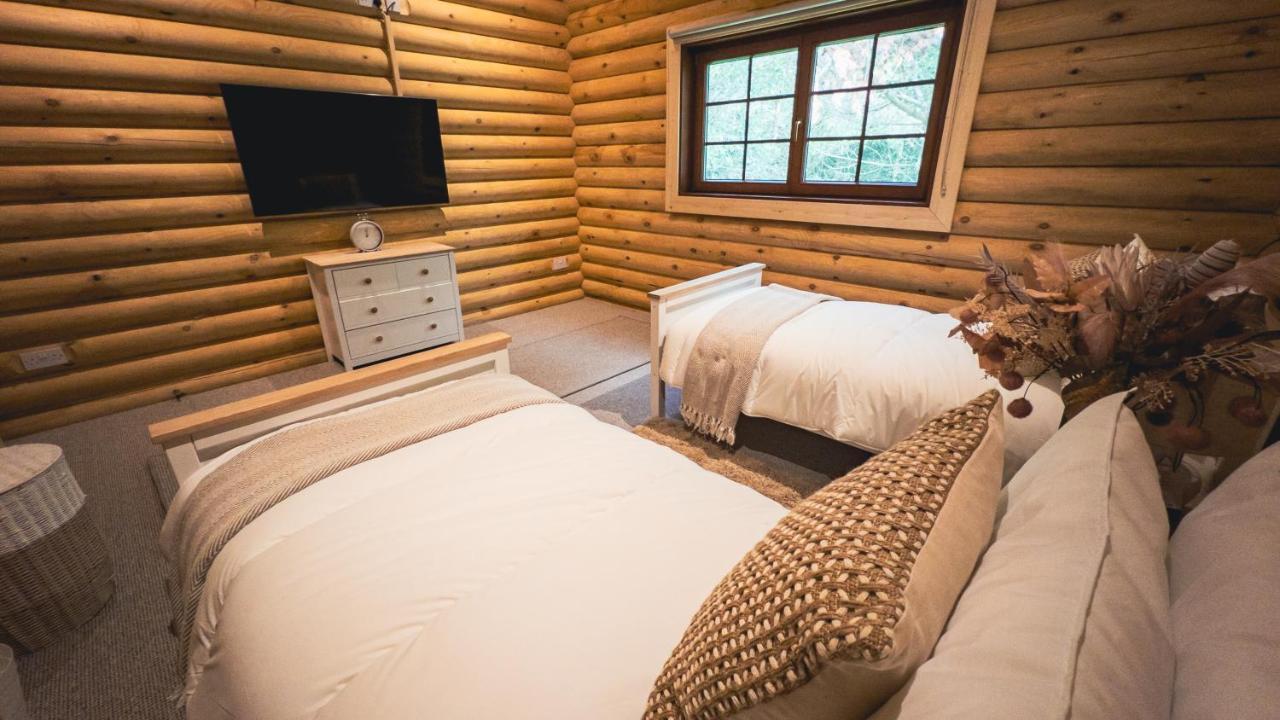 Aspen Lodge, Amazing New Log Cabin With Hot Tub - Sleeps 6 - Felmoor Park Morpeth Exteriér fotografie